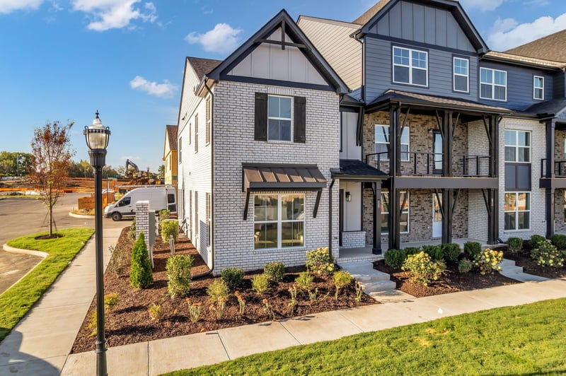 502 Mantes Aly, Hendersonville, TN 37075