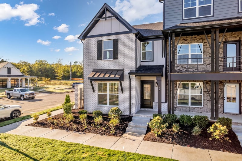 502 Mantes Aly, Hendersonville, TN 37075