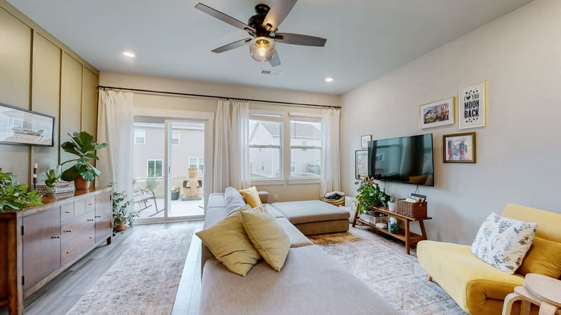 1004 Baltusrol Ln, Lebanon, TN 37087