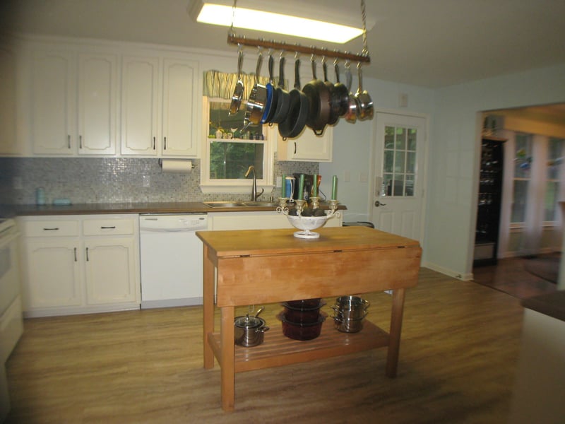 1228 Sam Johnson Rd, Columbia, TN 38401