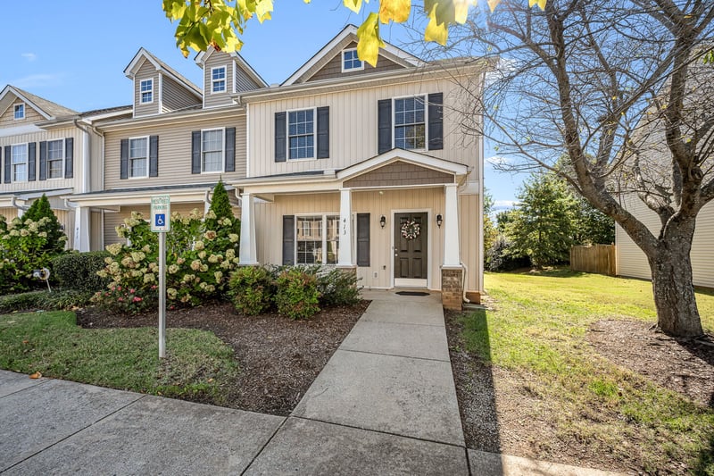 413 John Deere Dr, Murfreesboro, TN 37128