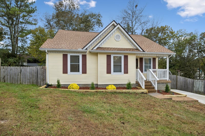 512 Oak Timber Pl, Antioch, TN 37013