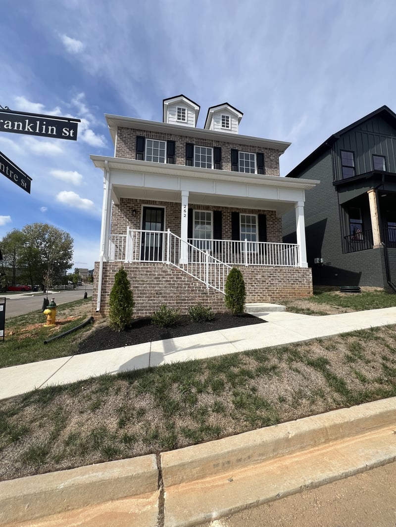 262 Franklin St, Pleasant View, TN 37146