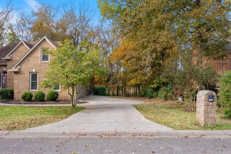 3215 Park Hill Rd, Murfreesboro, TN 37129