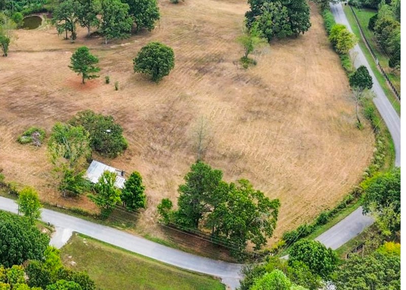1165B Mount Pleasant Rd, Kingston Springs, TN 37082