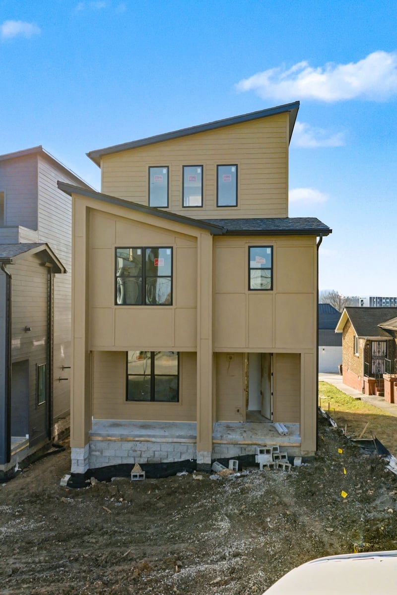 2801 Delaware Ave, Nashville, TN 37209