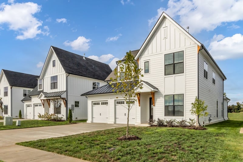 5826 Willoughby Way, Murfreesboro, TN 37129