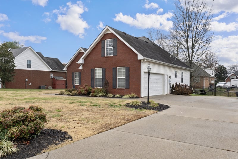 2611 Mission Ridge Dr, Murfreesboro, TN 37130