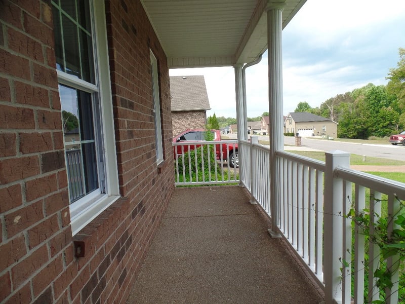 458 Robins Trl, Westmoreland, TN 37186