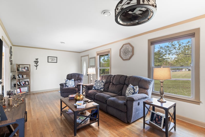 123 Elnora Dr, Hendersonville, TN 37075