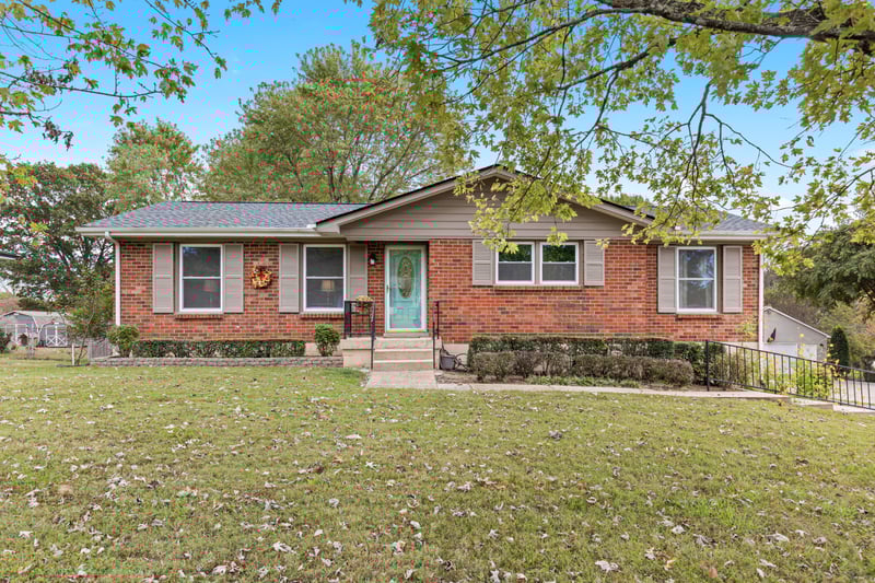 123 Elnora Dr, Hendersonville, TN 37075