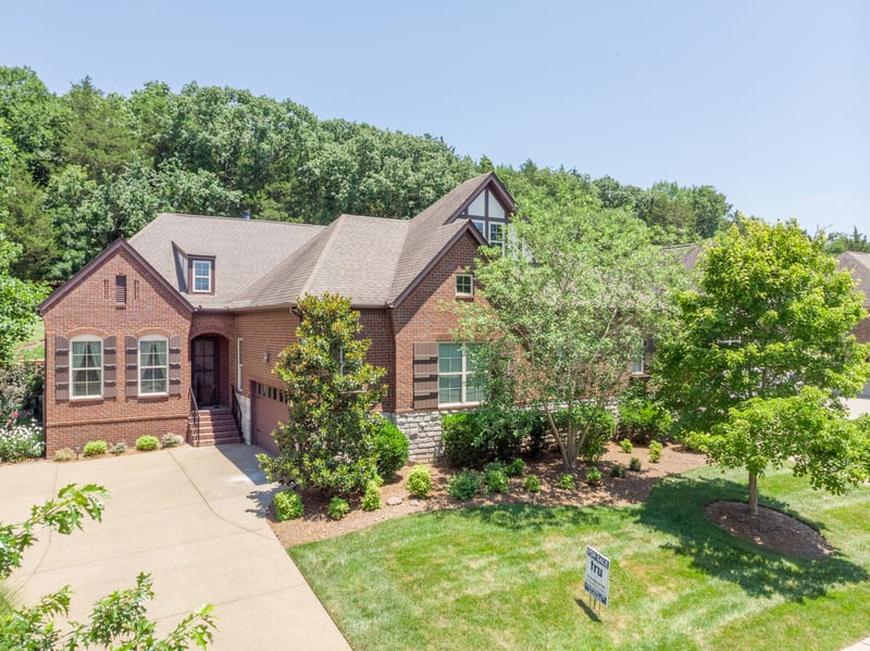 129 Tara Ln, Goodlettsville, TN 37072