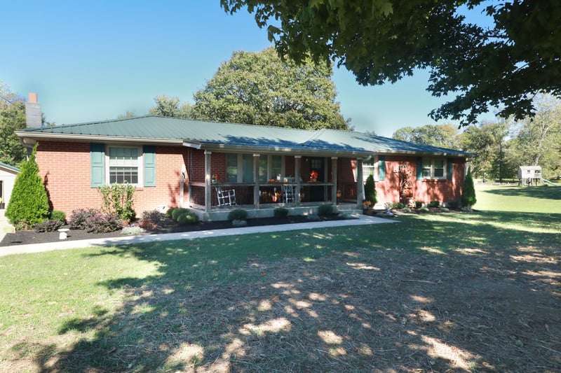 12354 Owens Chapel Rd, Springfield, TN 37172