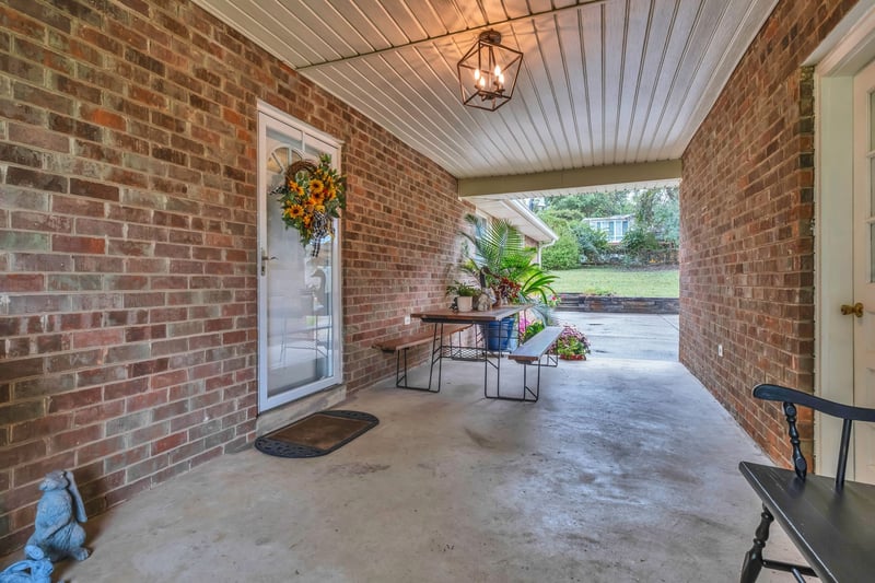 104 Karen Wayne Dr, Old Hickory, TN 37138
