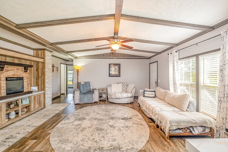 1241 Littleton Ranch Rd, Castalian Springs, TN 37031