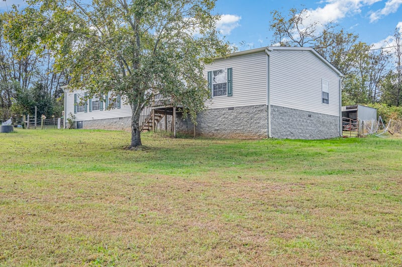 1241 Littleton Ranch Rd, Castalian Springs, TN 37031