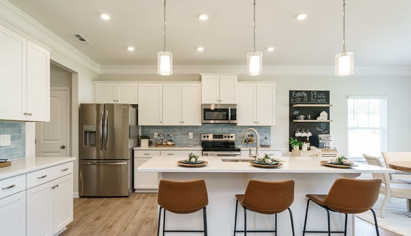 610 Nightengale Ridge Dr, Columbia, TN 38401