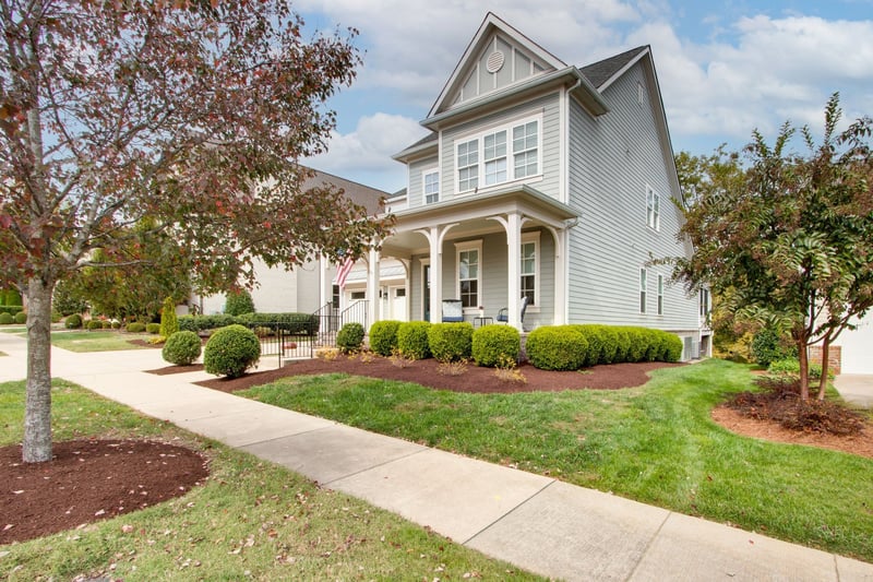 3062 Allenwood Dr, Thompsons Station, TN 37179