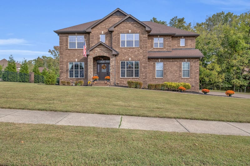 209 Amana Dr, Lebanon, TN 37087