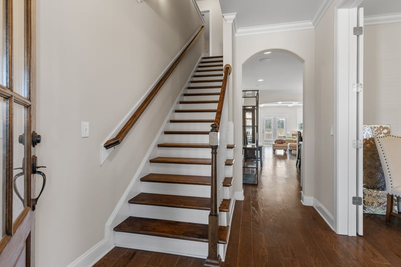 687 Fall Creek Cir, Goodlettsville, TN 37072