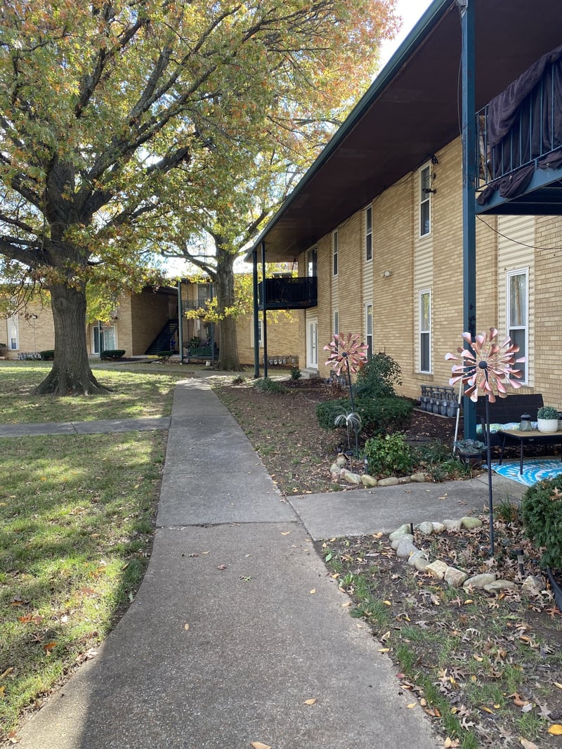 555 N Dupont Ave #B39, Madison, TN 37115