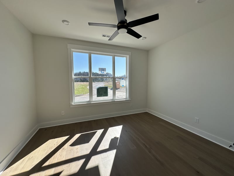 2064 Conductor Ln, Thompsons Station, TN 37179