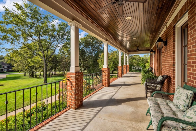 2449 Durham Manor Dr, Franklin, TN 37064