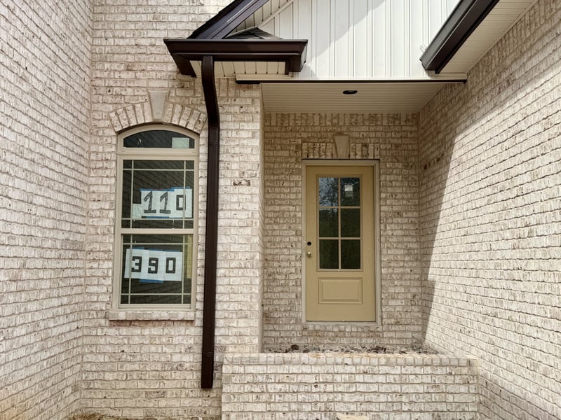 390 Young Ln, Pleasant View, TN 37146