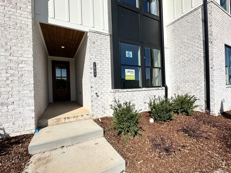 2068 Conductor Ln, Thompsons Station, TN 37179