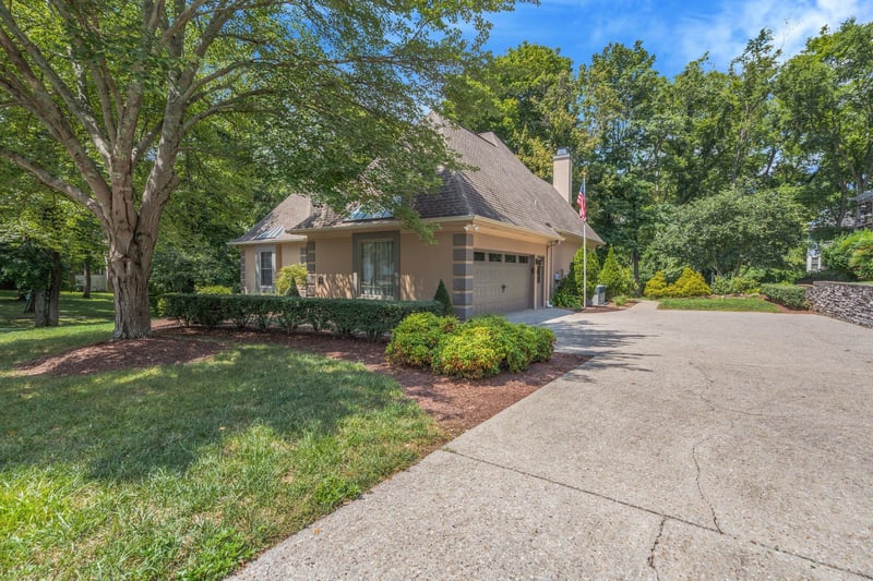 5556 Hearthstone Ln, Brentwood, TN 37027