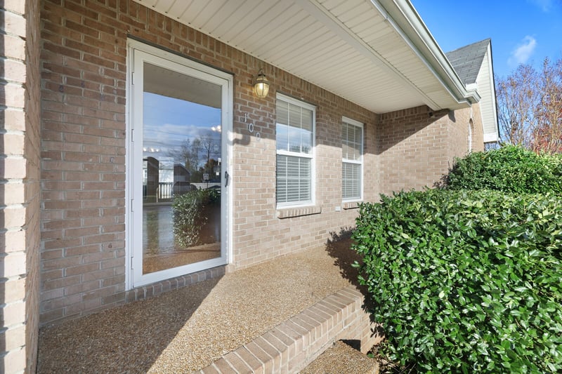 1001 Chad St, Portland, TN 37148