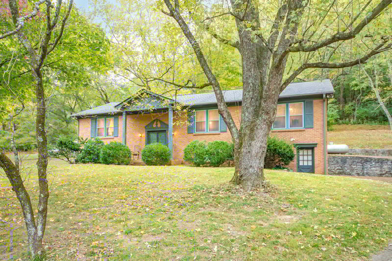 1326 Holly Tree Gap Rd, Brentwood, TN 37027