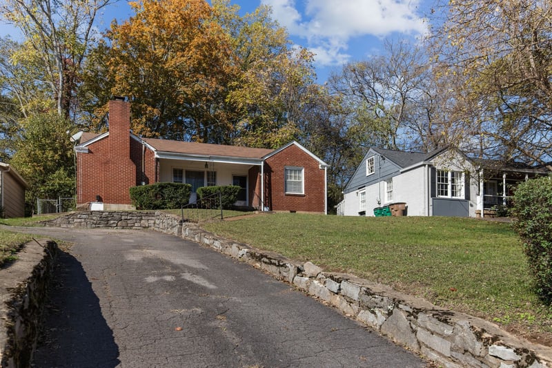 1527 Mcgavock Pike, Nashville, TN 37216