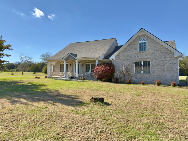 1095 Waller Rd, Brentwood, TN 37027