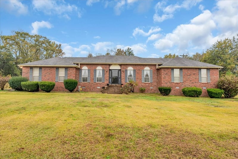 3436 Hartsville Pike, Castalian Springs, TN 37031