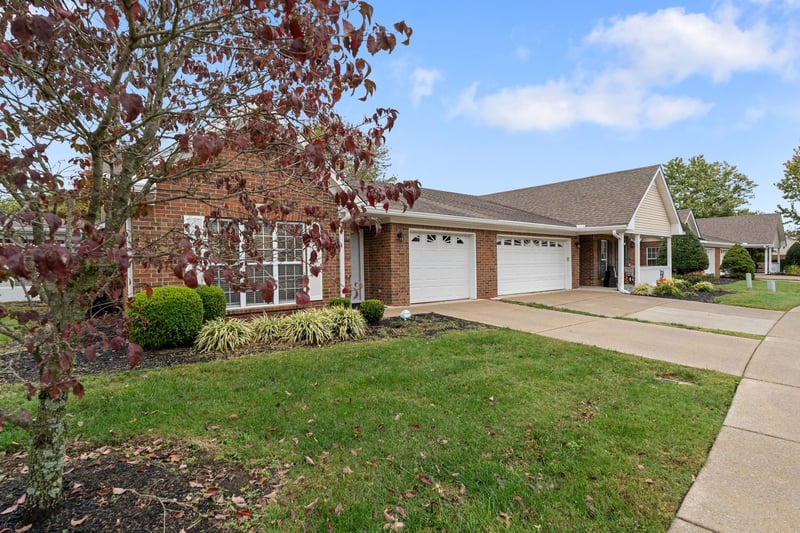 327 Forest Glen Cir, Murfreesboro, TN 37128