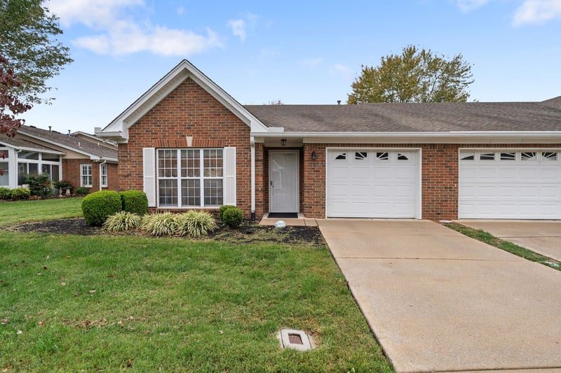 327 Forest Glen Cir, Murfreesboro, TN 37128