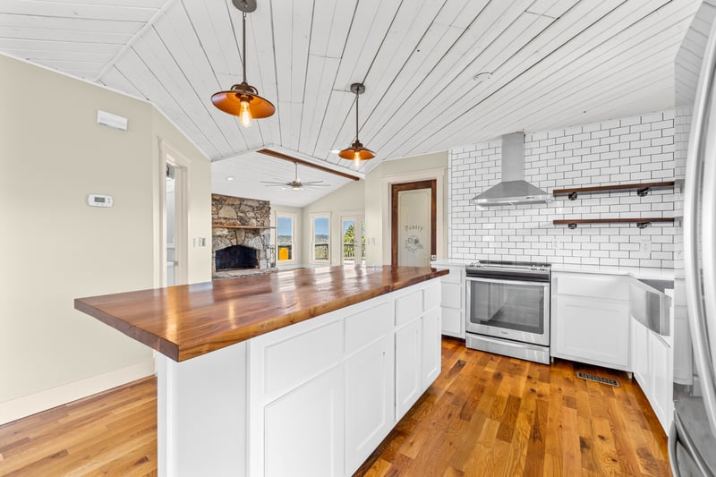 2191 Garner Rd, Mount Pleasant, TN 38474