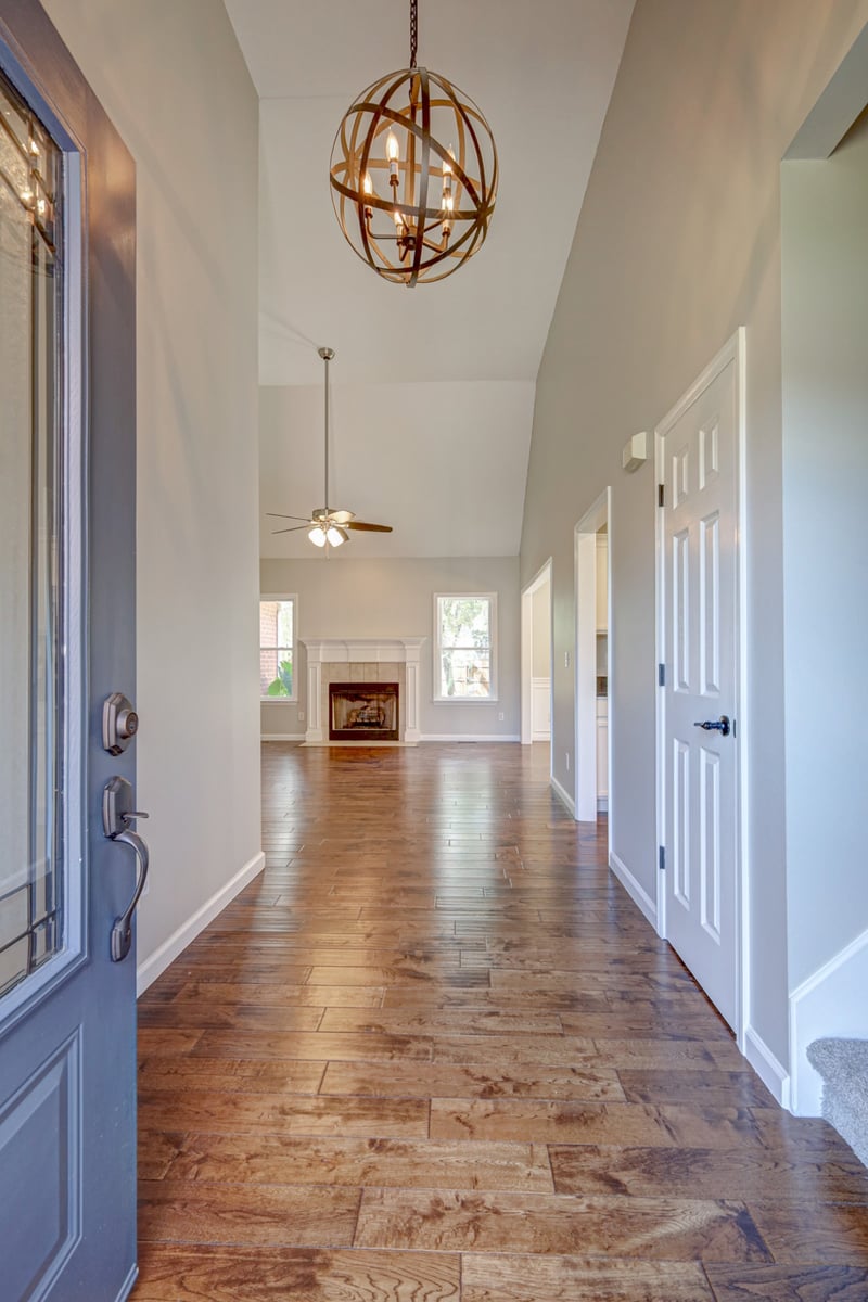 2006 Adonis Dr, Murfreesboro, TN 37128