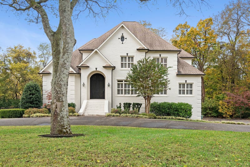 828 Woodburn Dr, Brentwood, TN 37027