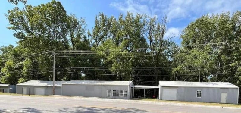 135 Dixon Springs Hw, Carthage, TN 37030