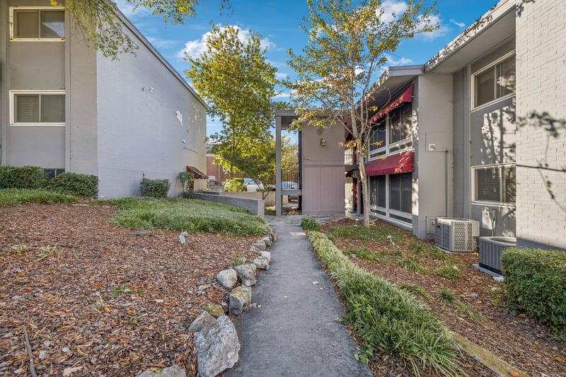 201 Acklen Park Dr #34, Nashville, TN 37203