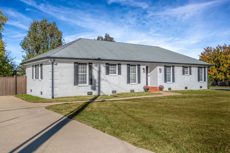 1701 Orchard Dr, Lebanon, TN 37087