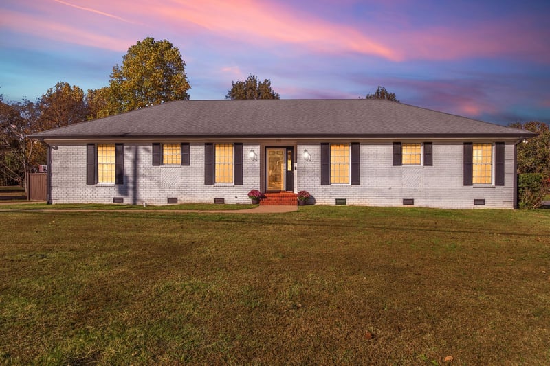 1701 Orchard Dr, Lebanon, TN 37087