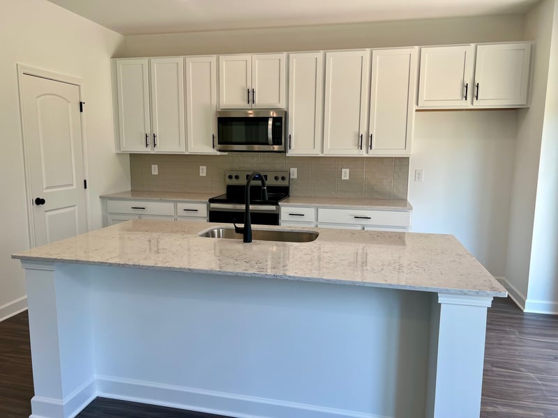 2430 Beverly Gail Rd, Pleasant View, TN 37146