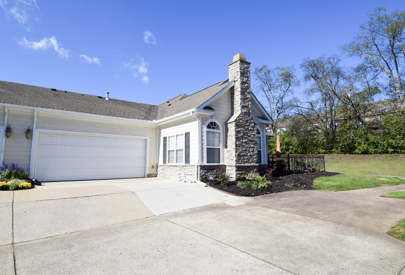 825 S Browns Ln, Gallatin, TN 37066