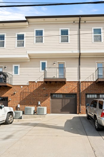 2003 Convent Pl #8, Nashville, TN 37212