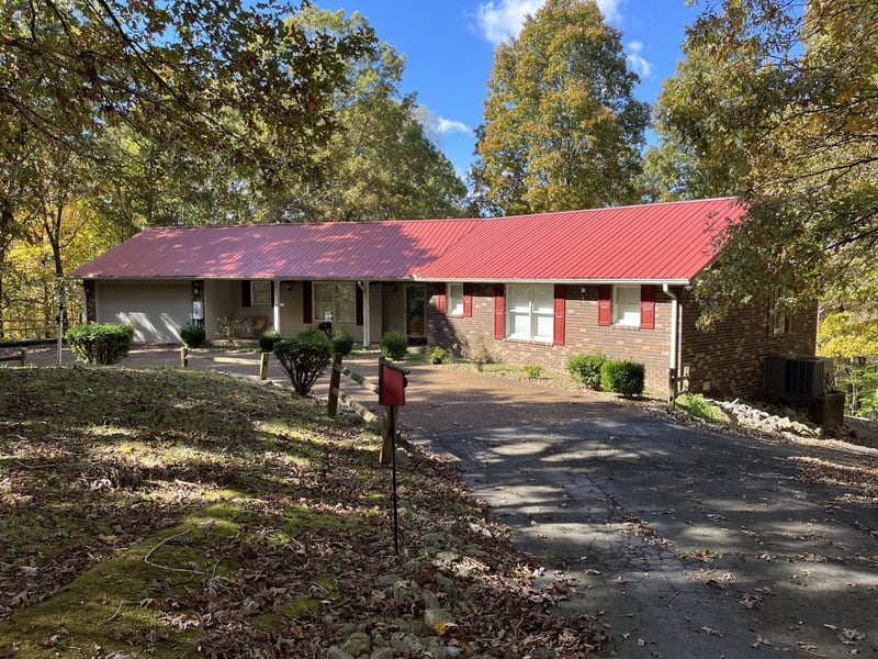 100 Split Rail Dr, Ashland City, TN 37015