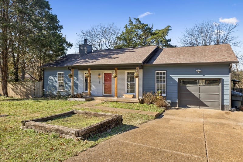 705 Sandburg Pl, Nashville, TN 37214