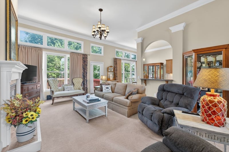 2208 Seven Points Cir, Hermitage, TN 37076